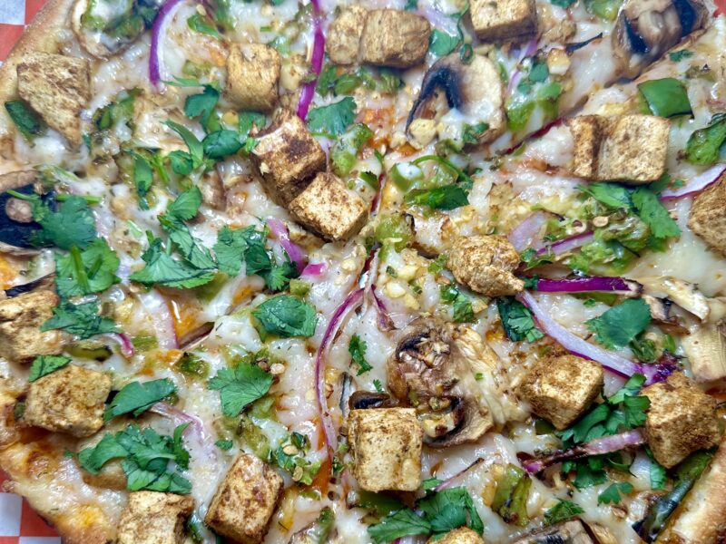 Vegan pizza near me: Pizza Twist vegan options in Las Vegas. For more vegan-friendly restaurants in Las Vegas visit www.vegansbaby.com