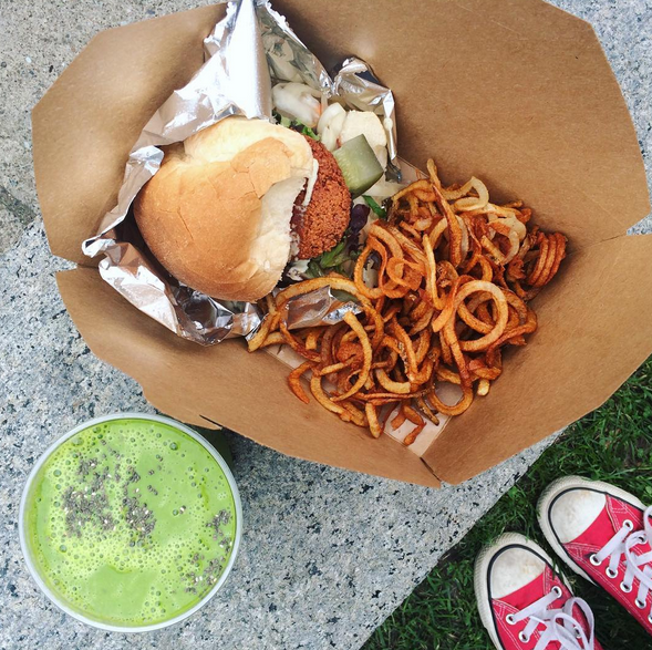 Looking for vegan dining in the Albany region of New York? Check out this dining guide! For more vegan dining guides around the world, visit www. vegansbaby.com/vegansbaby2018