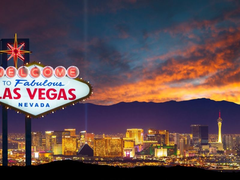 Guide to the most vegan-friendly hotels on Las Vegas Strip. For more vegan dining in Las Vegas visit www.vegansbaby.com